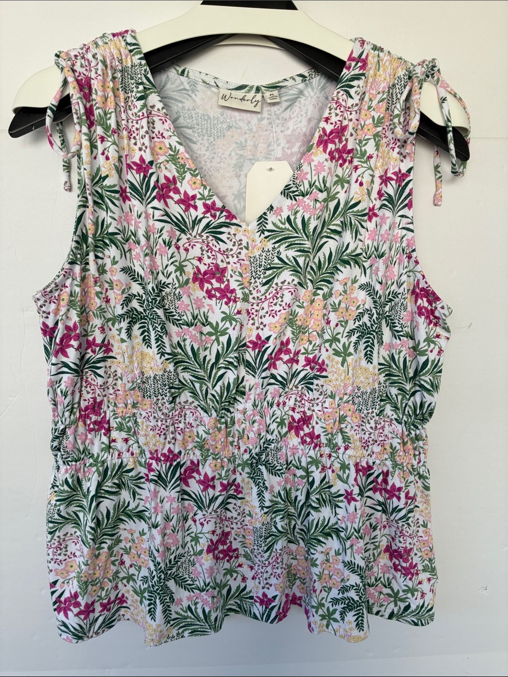 Wonderly Floral V-Neck Floral Tie-Shoulder Camisole Tank Top PL Viscose Blend